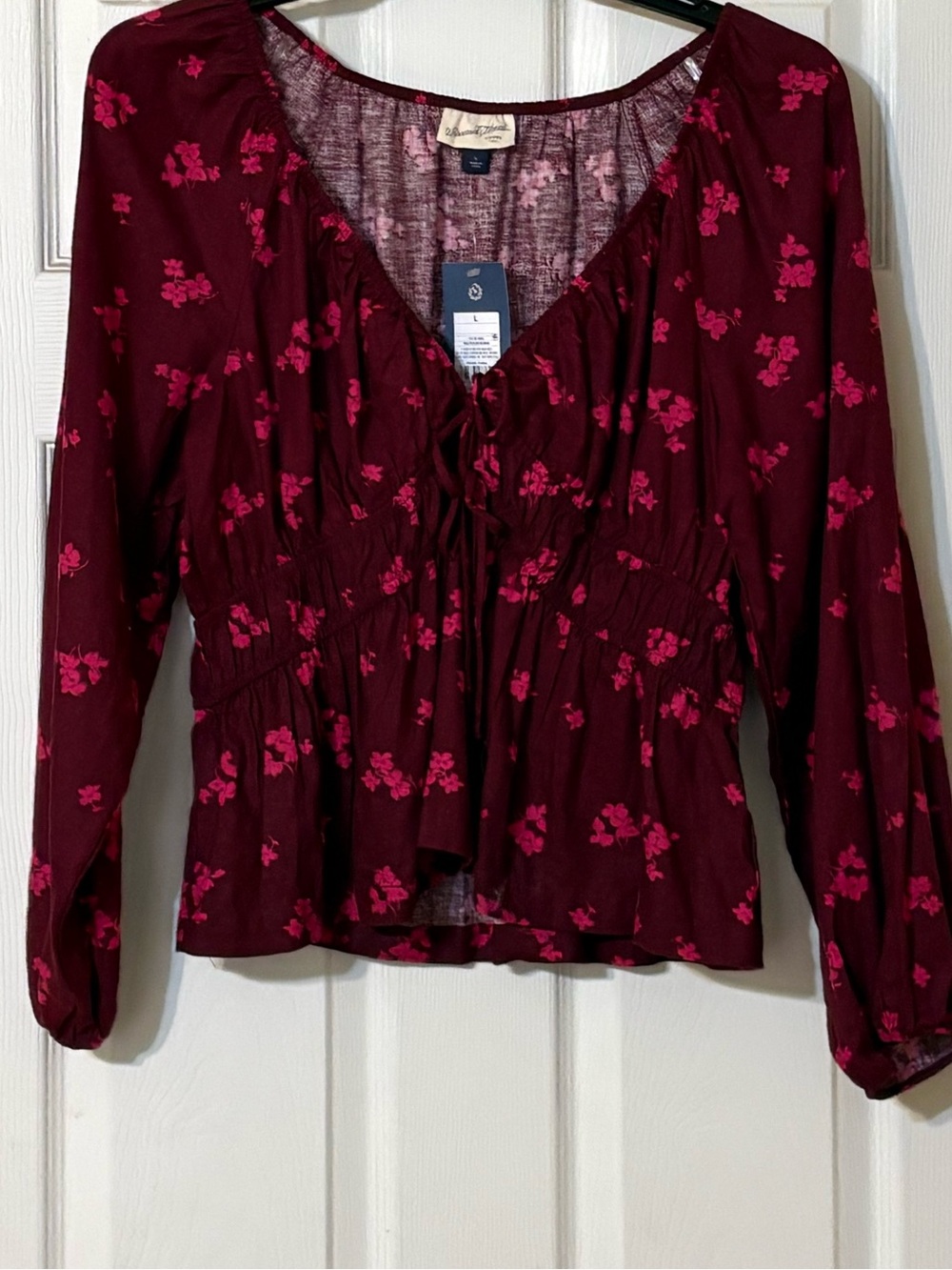 Universal Thread Top